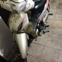 موتور سیکلت طرح ویو پیشرو