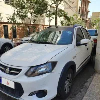 کوییک R سال 1402 در حد صفر سفید مشکی