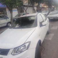 ساینا ۹۸ سفید بی رنگ