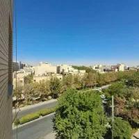 فروش-آپارتمان-140-متری-بازسازی-شیک-و-کامل