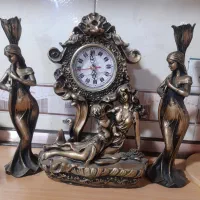 ساعت وشمعدان