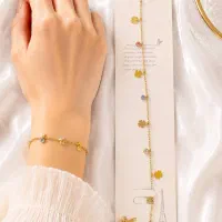 دستبند طرح شبدر نگین دار(استیل)