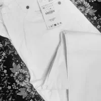 شلوار جین. سفید    Zara