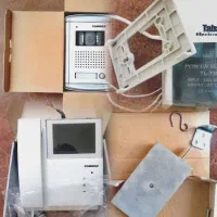 آیفون تصویری کوماکس با تمامی متعلقات