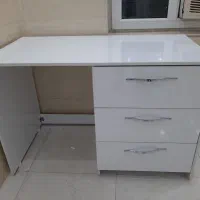 میز اداری با ۳ کشو