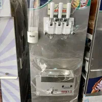 دستگاه بستنی