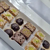 کیک و شیرینی خوش طعم