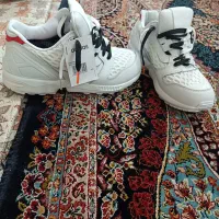 کتونی zx شیلد سفید اورجینال زدآب