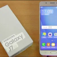 موبایل سامسونگ J7 2016 سالم و کم کار