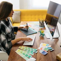 طراح گرافیک هویت بصری لوگو بنر تراکت کاتالوگ کارت