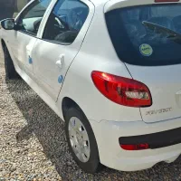 ۲۰۷ خشک ۴۰۱|خودرو سواری و وانت|همدان, |دیوار