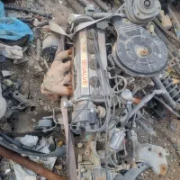 تویتا کورولامدل 1992کلیه قطعات موتور و