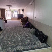 دو طبقه مستقل جنوبی حیاط دار