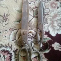 قیچی بسیار قدیمی عتیقه