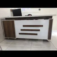 میز اداری و مدیریتی