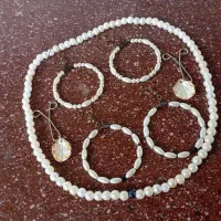 گوشوراه|بدلیجات|دورود, |دیوار