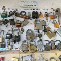 کلکسیون|کلکسیون اشیاء عتیقه|شیراز, باغ تخت|دیوار