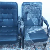 صندلی انتظار درجه یک در حد نو