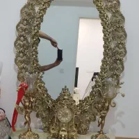 آینه و شمعدان و کنسول برنجی