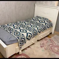 تخت نوجوان یک نفره