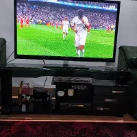 میز تلویزیون مدرن شیشه ای