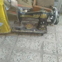 چرخ خیاطی قدیمی