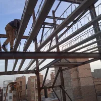 اجرای تیرچه وسقف درمحل کار