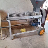 دستگاه پوست گیربادام