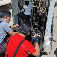 نصب و تعمیرکار سرویس وشارژ گاز کولرگازی اسپیلت