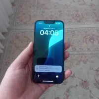 ایفون ۱۳ نرمال باطری ۹۰ درصد