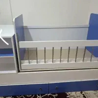 تخت نوزاد