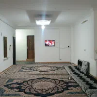 واحد فروشی ۱۰۰متری