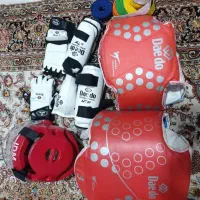 وسایل مبارزه تکواندو