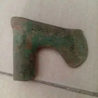 تبر خیلی قدیمی