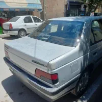پژو ۴۰۵ مدل ۱۳۸۸ رنگ نقره ای