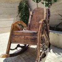 صندلی راک چوبی