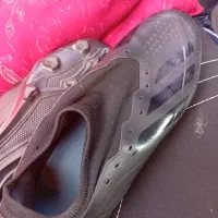 یک جفت استوک ورزشی مناسب چمن اصل