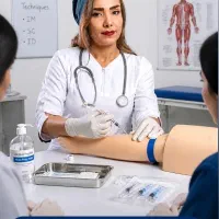 آموزش تخصصی تزریقات آمپول وصل سرم بخیه برای همه