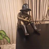 مجسمه ماهیگیر قلع و سرب دکوری خاص