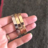 فقط ۵۰۰ بالای تابلو