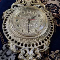 ساعت دیواری و پشتی سنتی