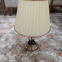 آباژور رومیزی