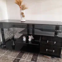 میز تلویزیون شیشه ای