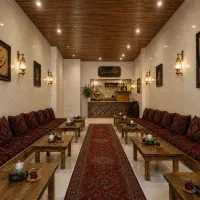 مغازه مناسب چایخانه سنتی ودیگرمشاغل بر خیابان اصلی