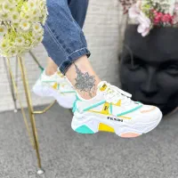 کتونی فندی زنانه و دخترانه(صندلستان)