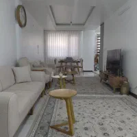 آپارتمان طبقه اول گلشهر
