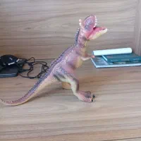 دایناسور بزرگ کارنو تروس