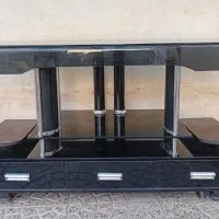 میزتلویزیون کاملا تمیز