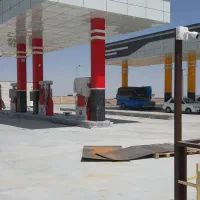 استخدام پمپچی در جایگاه سوخت
