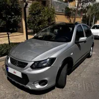 کوییک R لاکاغذی